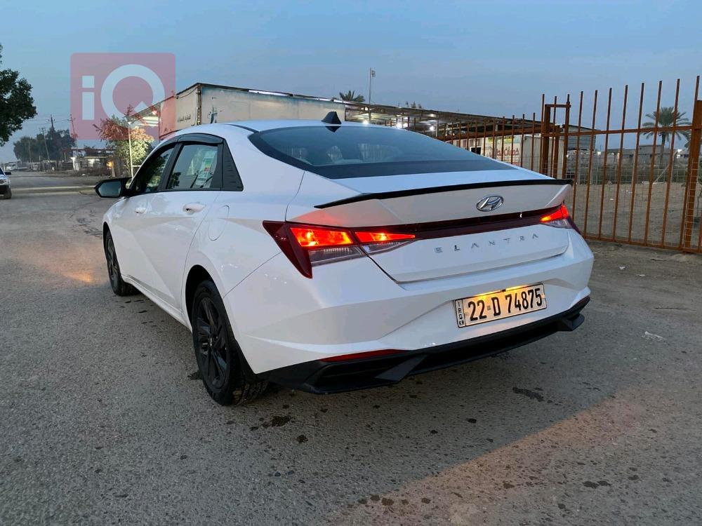 هیوندای ئەلەنترا